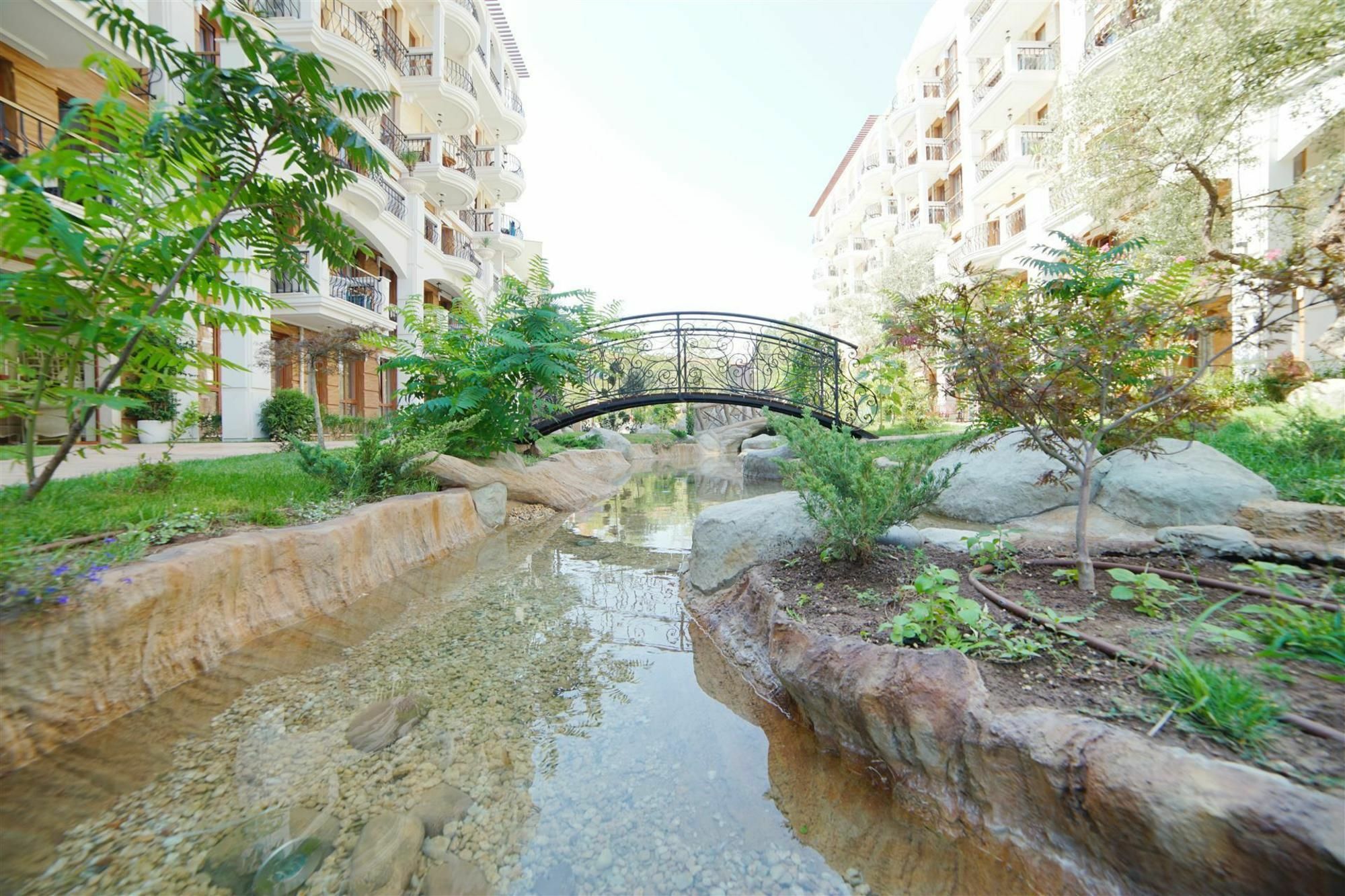 Harmony Suites - Dream Island Sunny Beach Buitenkant foto